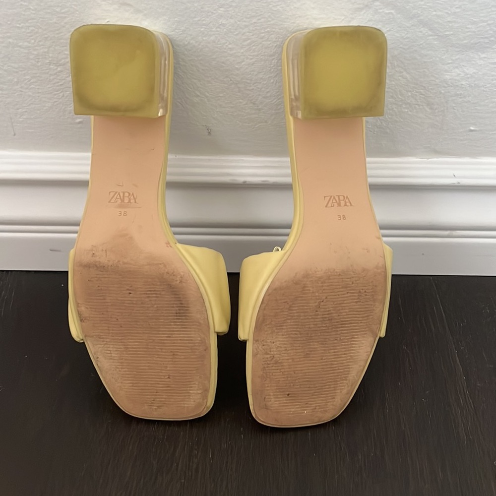 Zara Mini Heels - Picture 3 of 4